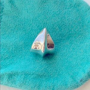 Tiffany & Co Nature Leaf Earring-  Only *1*